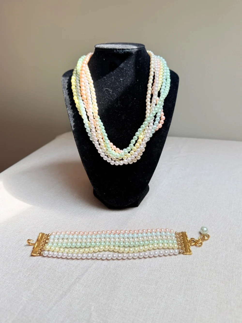 Vintage Joan Rivers Multi Strand Pastel Beaded Necklace and Bracelet Set